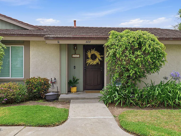 664 Holly Ave — Photo 4