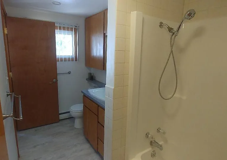9875 E Cherry Bend Rd — Photo 9