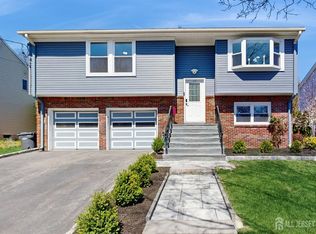 69 Myrtle Ave, Metuchen, NJ 08840