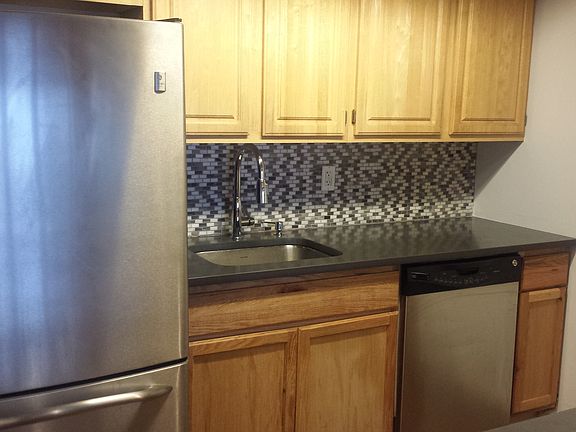 3rd image of 544 Willoughby Ave #1