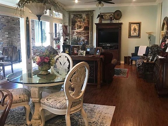 5th image of 4612 Aspen Ln