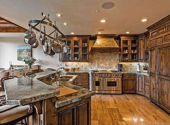 3rd image of 2601 Eagle Cove Dr