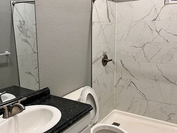 3rd image of 1201 E Broadway Ave APT B