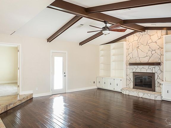 5th image of 1251 Bayview Ln
