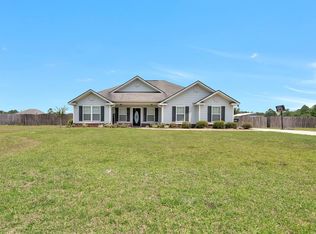 440 Parish Loop NE, Hinesville, GA 31313