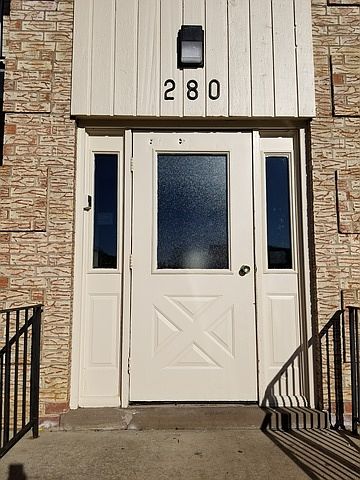 1st image of 280 Shorewood Dr