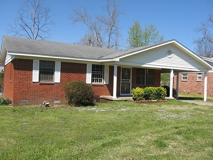1st image of 5801 Hacienda Dr