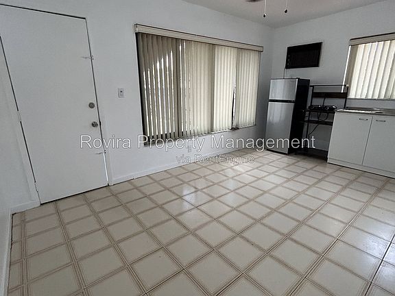 5th image of 3034 NW 4th Ter