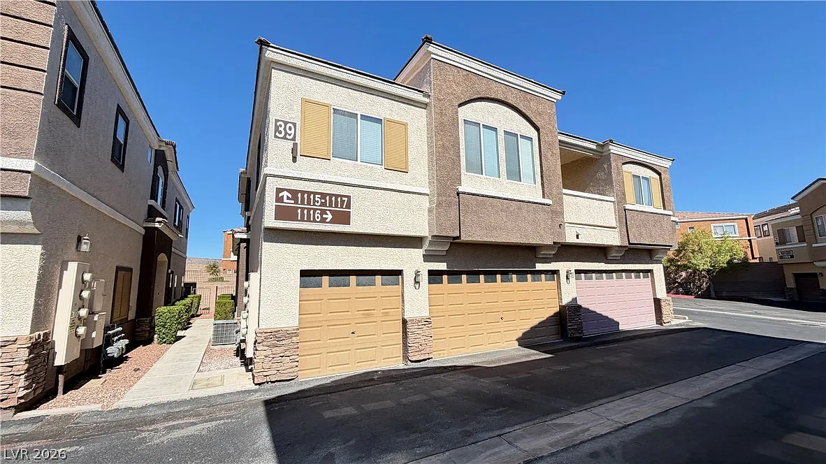 2 bed, 2.0 bath, 1120 sqft, $1,750 — Photo 1