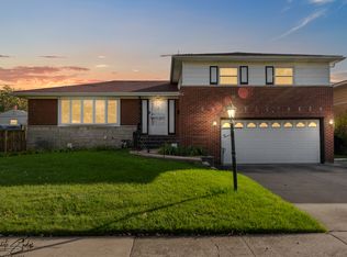 200 Division St, Melrose Park, IL