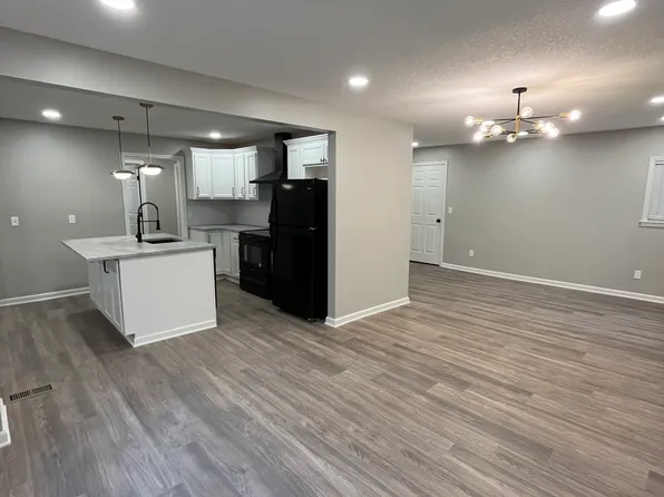 2120 Erie St #A, Kansas City, MO 64116