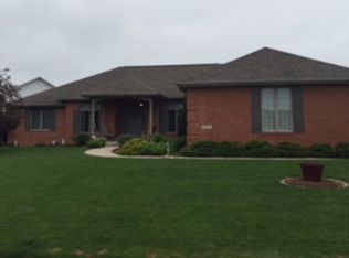 4122 Edgewater Pl, Danville, IL 61834