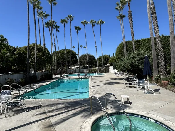 289 S Barrington Ave, Los Angeles, CA