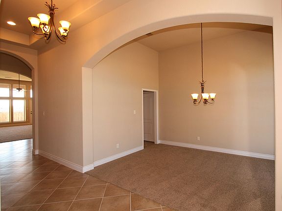 2nd image of 595 Bottlebrush Ct