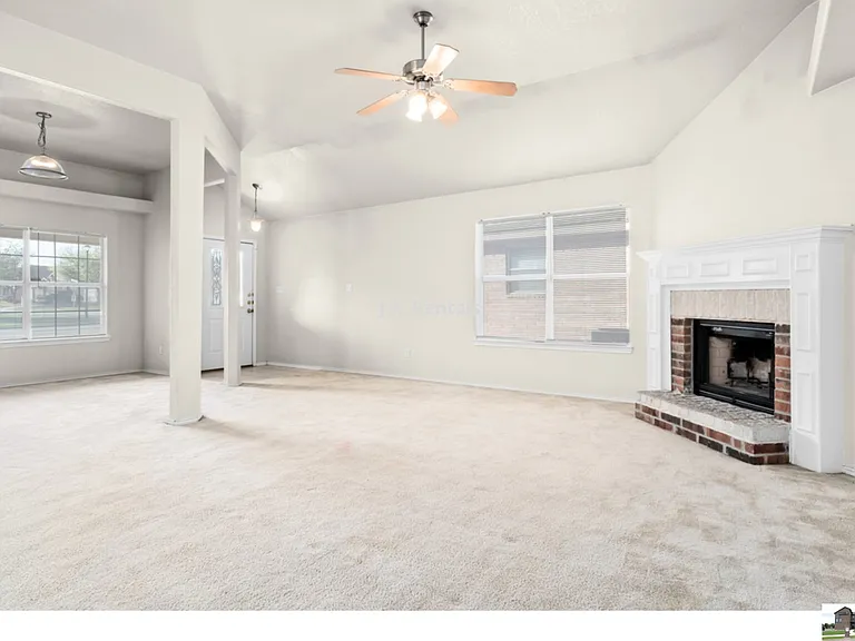 1906 Flagstaff Dr — Photo 102