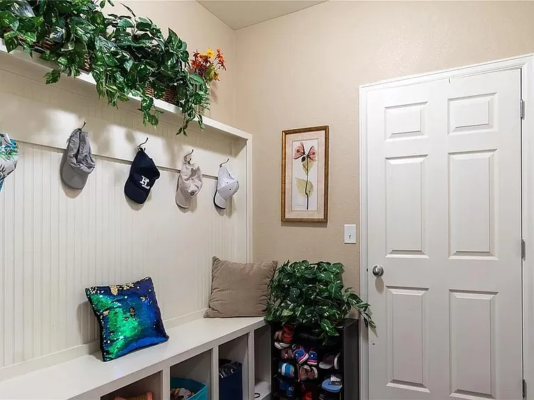 20752 Park Hollow Dr — Photo 27