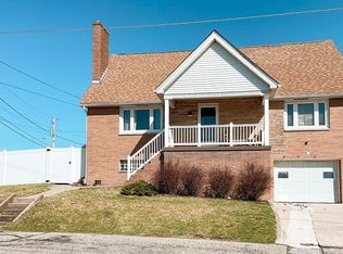 7 Milton Ln, Wheeling, WV 26003