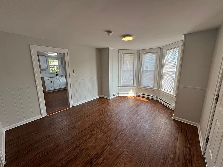 39 Bank St — Photo 11