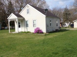 3325 Benton St, Mishawaka, IN 46545