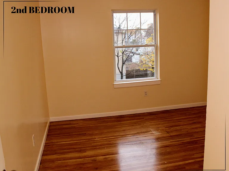 20 Wainwright St #2 — Photo 11
