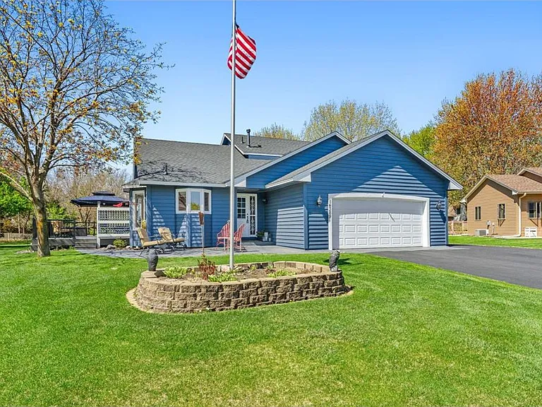 14389 Eveleth Ave — Photo 1