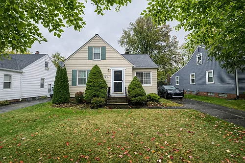 1207 Churchill Rd Photo 1