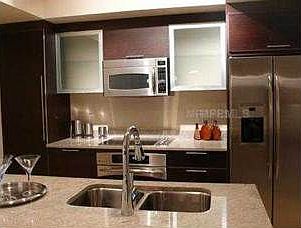 3rd image of 1175 E Kennedy Blvd Unit 626