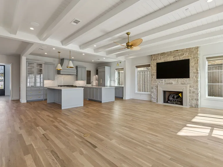 5800 Goodwin Ave — Photo 19