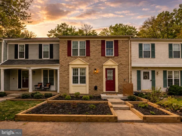 10180 Sassafras Woods Ct, Burke, VA 22015