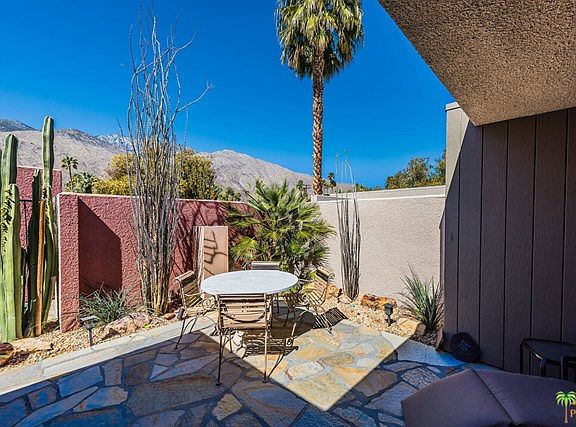 3rd image of 1816 S La Paloma