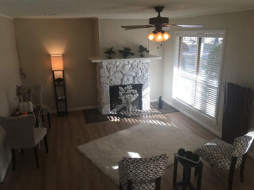4839 Doral Dr