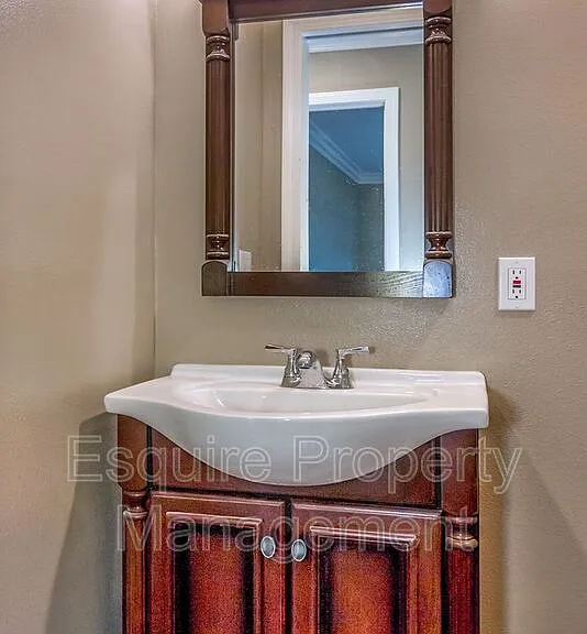1218 N Olive St #A — Photo 17