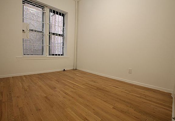 4th image of 442 3rd Ave #2H
