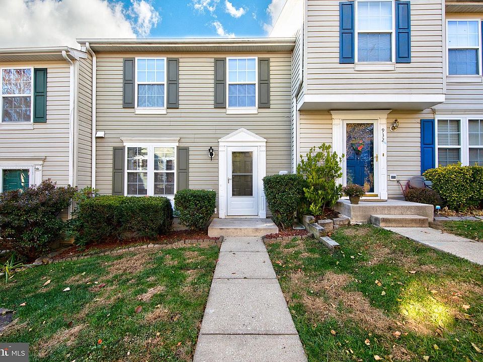 1st image of 930 Jessicas Ln Unit 25