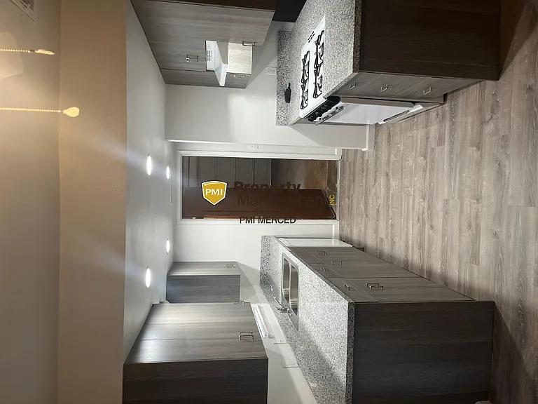 503 N Quince Ave #B — Photo 16