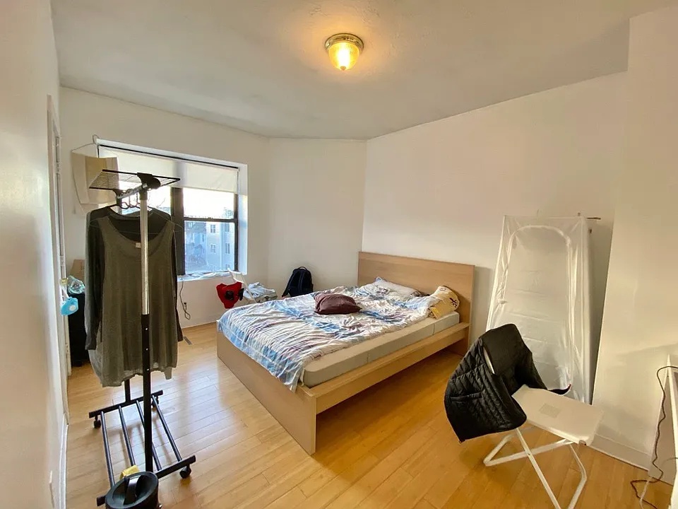 243 Harvard Ave #5