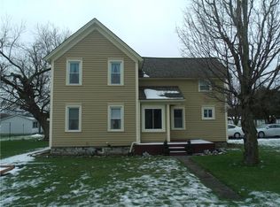 702 Oneida St, Chittenango, NY 13037