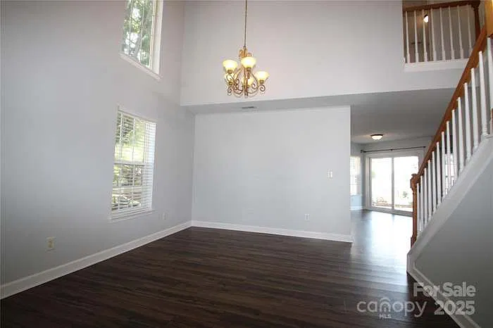 7830 Shiny Meadow Ln — Photo 2