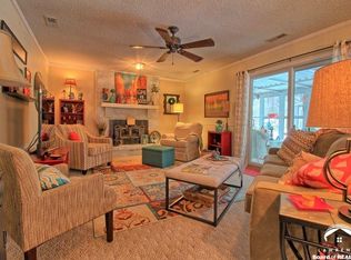 109 Dearborn Cir, Baldwin City, KS 66006