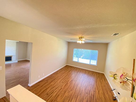 3rd image of 7566 Skelton Way