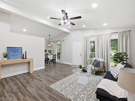 5th image of 118 Sherwood Dr