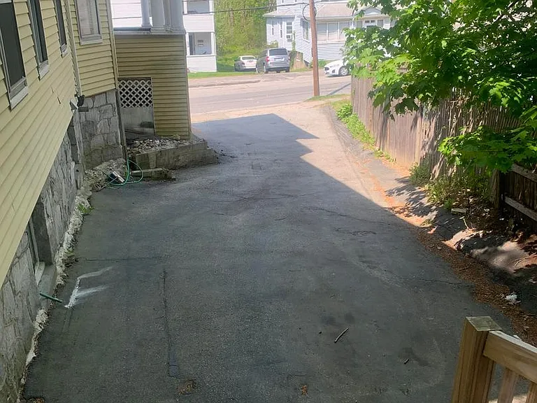 24 Holland Rd. — Photo 25