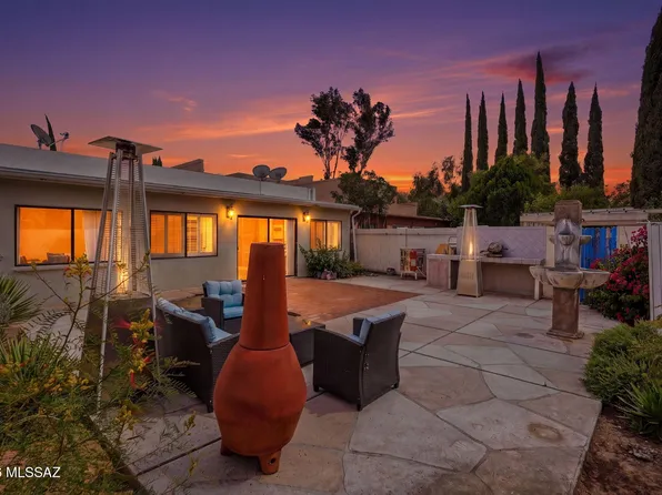 2854 W Magee Rd, Tucson, AZ 85742