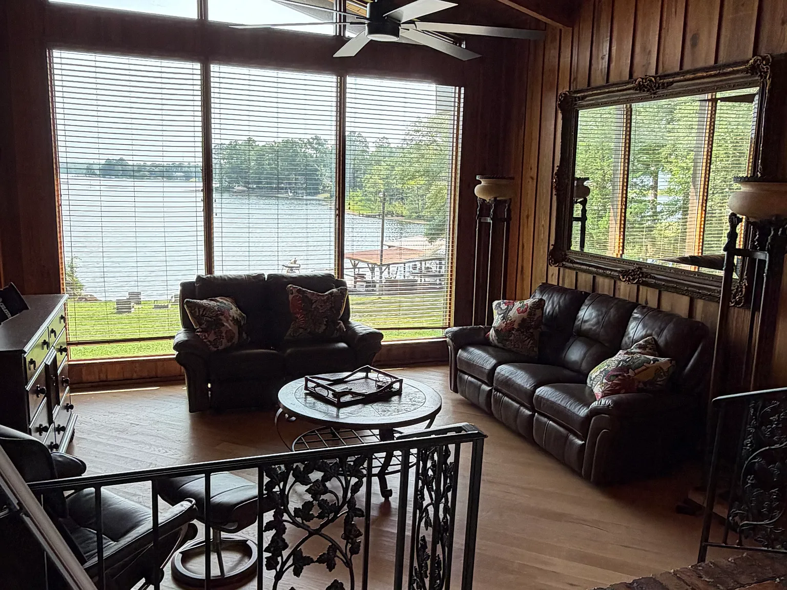 2 bed, 1500 sqft, $3,000 — Photo 4