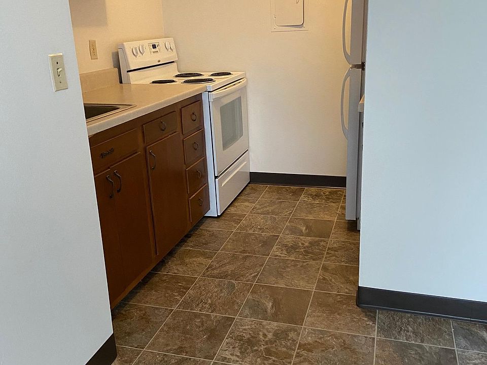 1st image of 3305 Hennepin Ave #206