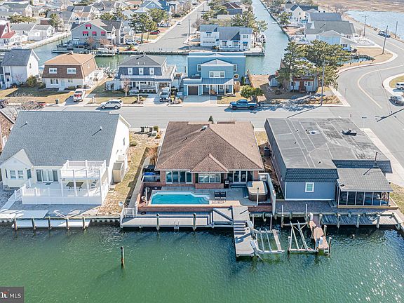 2nd image of 10603 Shifting Sands Dr