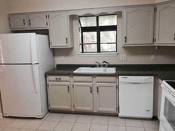 5th image of 3605 Little Fox Ln