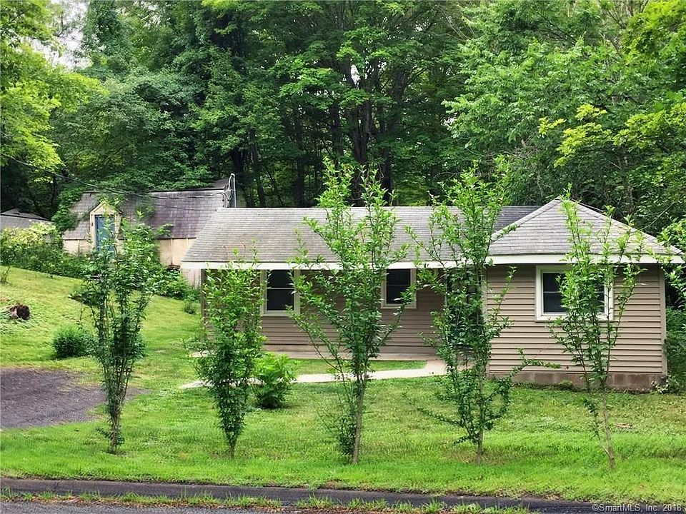 1st image of 8 Dunn Hill Rd