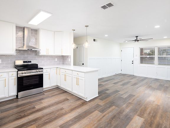 3rd image of 1720 40th St