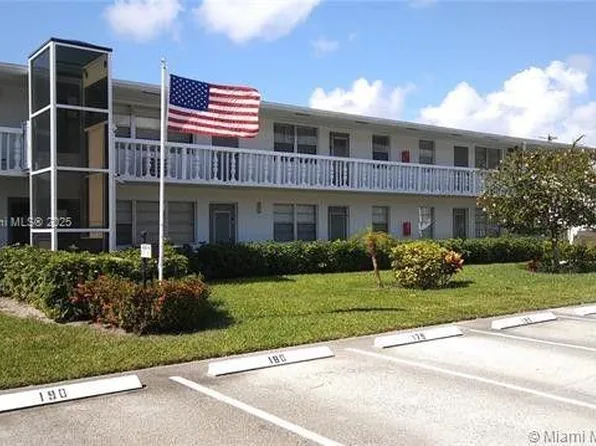 182 Markham Dr #182-I, Deerfield Beach, FL 33442